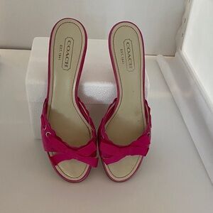 Coach Women's Fuchsia Bow Mules